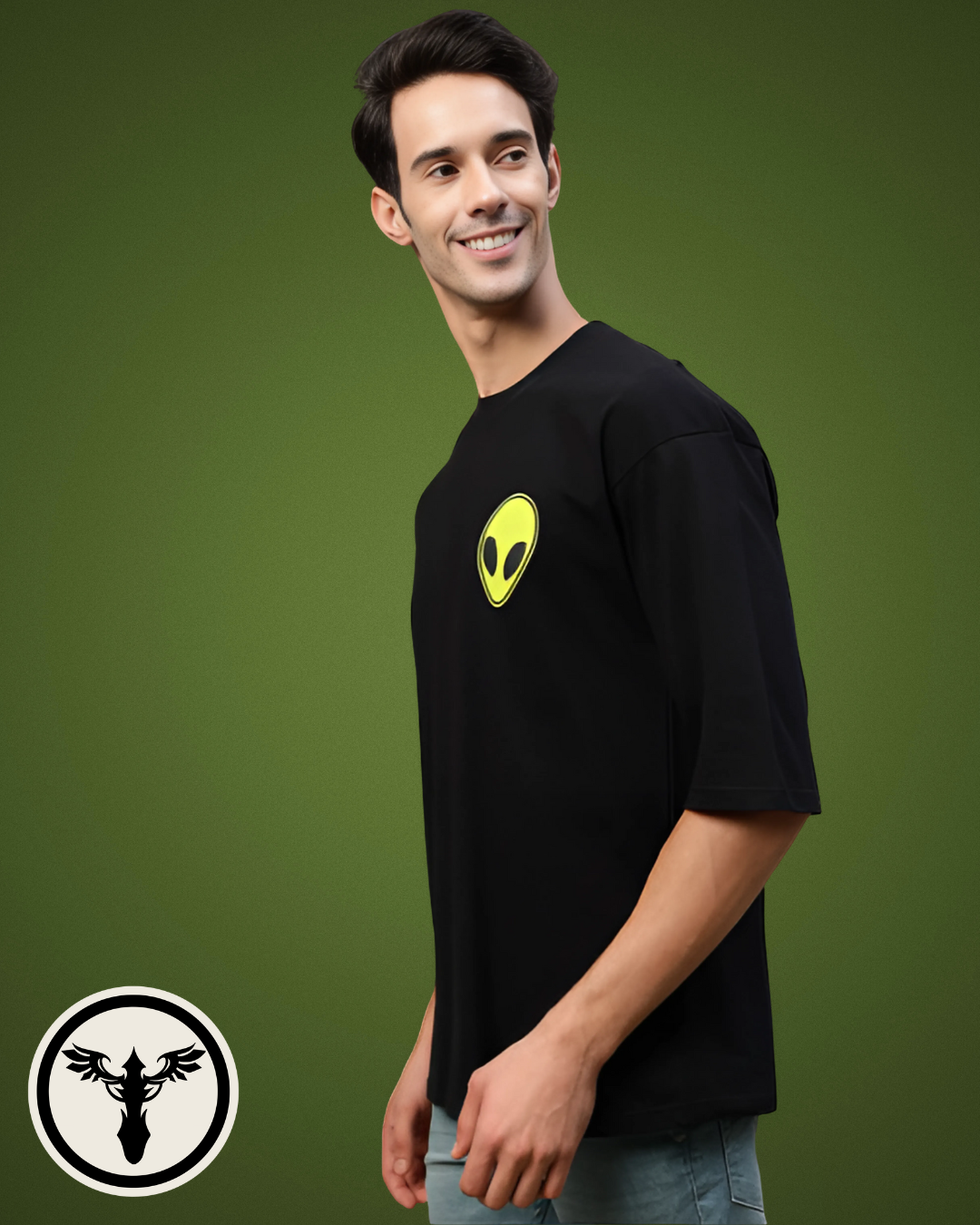 Alien Vibe Oversized Tee