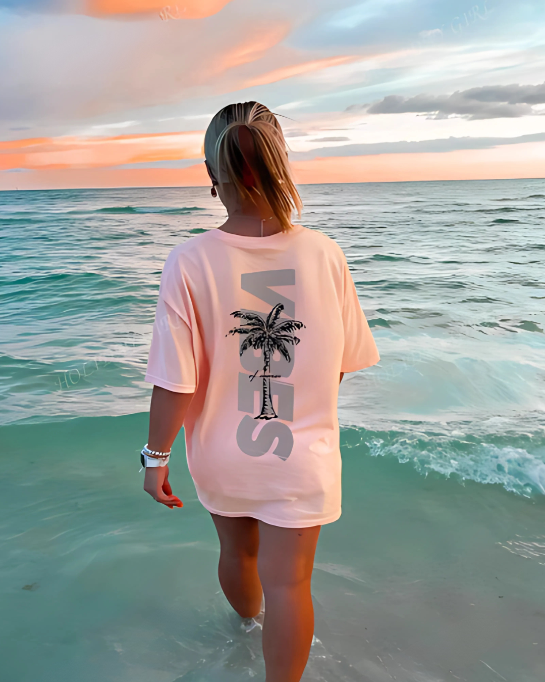 Minimalist Coconut Tree Print Women’s Summer Tee – Casual Vacation Vibes