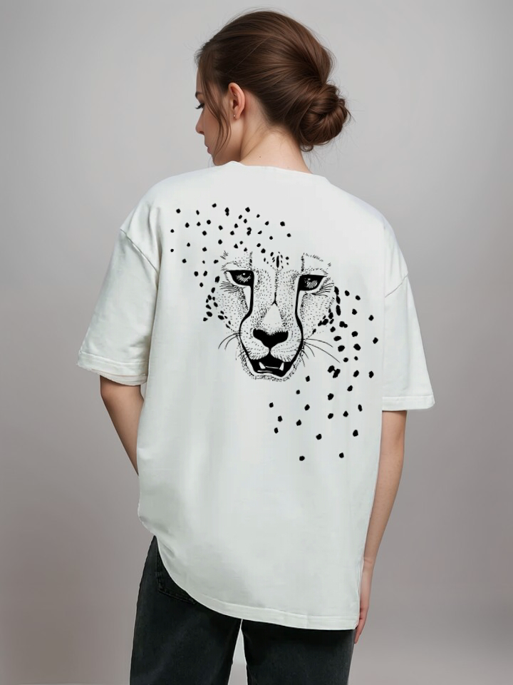 Unisex Style: Cheetah Print Oversized Tee for Everyone